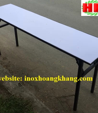 Bàn hội nghị sự kiện